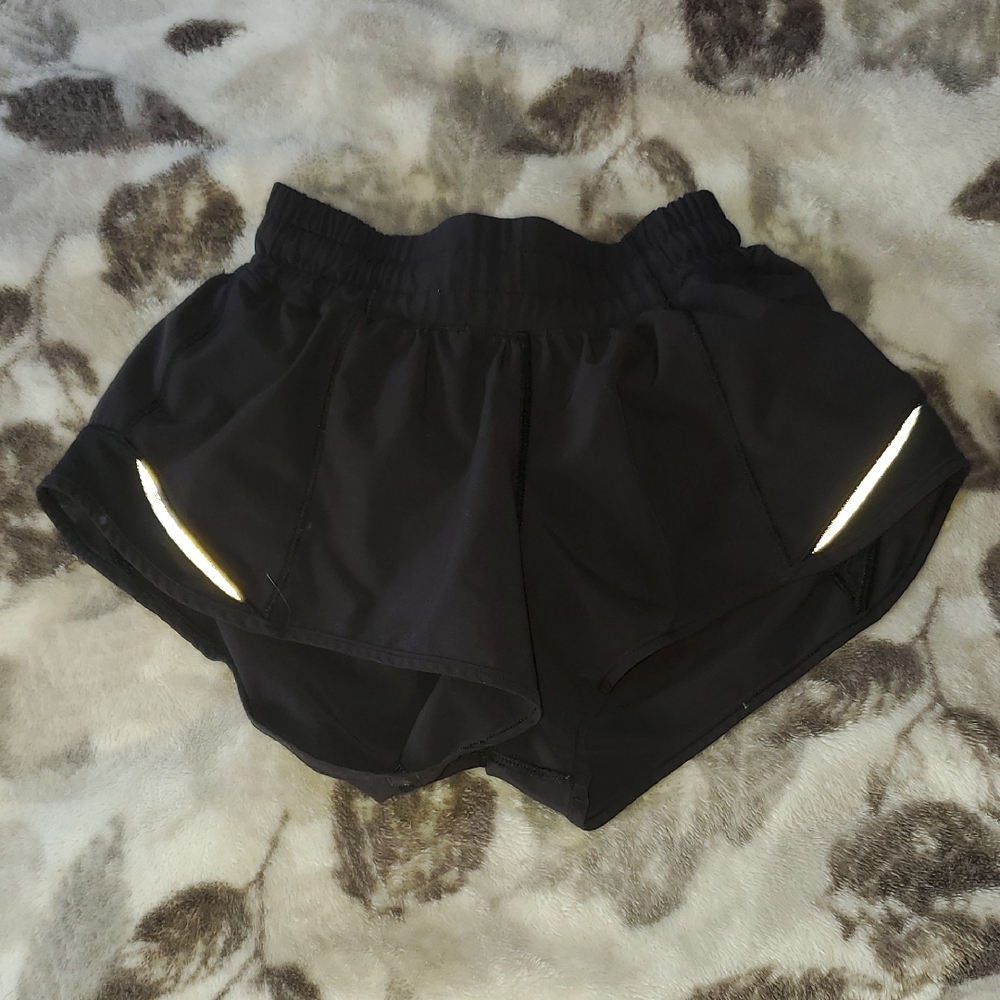 Black Lululemon Hottie Hot Shorts 0